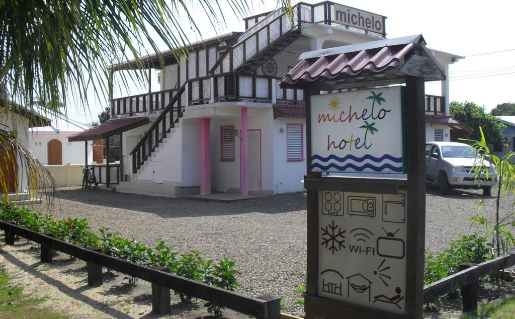 Michelo Suites Placencia 외부 사진